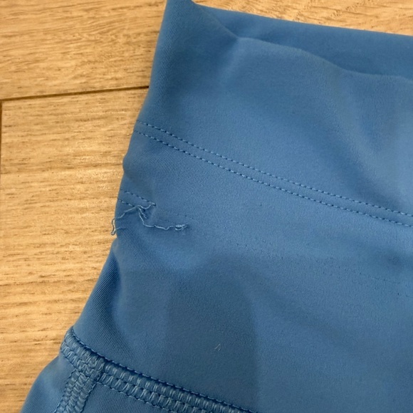 Vuori Womens Leggings - Picture 5 of 6